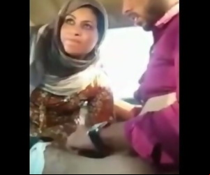 देसी मुलायम kamwali bhabhi..